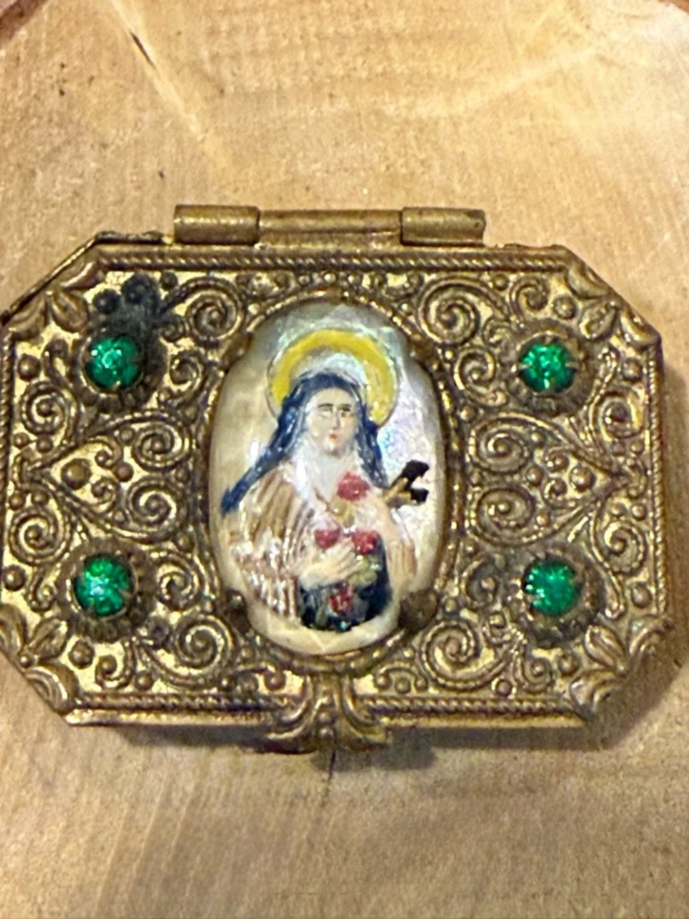 Antq Brass Rhinestone
Rosary Holder Trinket Box St.
Therese Of Lisieux Jewele - Picture 9 of 9